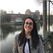 Neolaureata in lingue offre ripetizioni di inglese, italiano e spagnolo a Torino